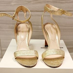 NIcholas Kirkwood - Golden Metallic Leather Sandal w/Pearl